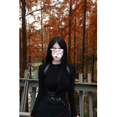 批发黑色性感辣妹<b class='q'>连衣裙</b>子女早春季2025年新款内搭打底紧身小妈包臀裙