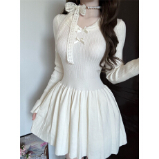 批发法式<b class='q'>甜美</b>白色针织连衣裙子女秋冬2025新款小个子气质收腰a字短裙