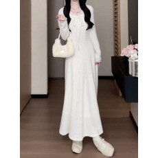 批发法式蕾丝v领条纹针织连衣裙子女<b class='q'>秋</b>冬季2025新款修身显瘦内搭长裙