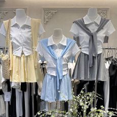 批发韩系设计感翻领短袖<b class='q'>T</b><b class='q'>恤</b>配披肩套装女夏季新款显瘦短<b class='q'>裙</b>三件套