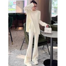 批发原版质量 欧货高级感气质套装女秋冬休闲设计感微喇叭<b class='q'>裤</b><b class='q'>两件套</b>潮