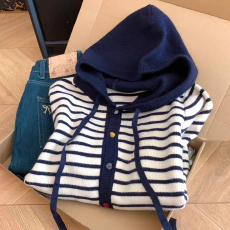 批发原版<b class='q'>北极</b><b class='q'>绒</b>慵懒风条纹撞色针织开衫女春秋新款时尚宽松毛衣外套潮