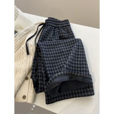 批发原版质量 特大码300斤直筒<b class='q'>休闲</b>裤女秋冬新款宽松加绒保暖格子裤潮