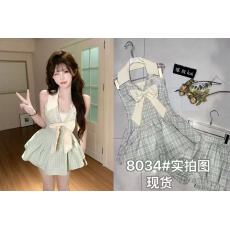 批发豹纹吊带连衣<b class='q'>裙</b>显瘦设计小众超仙爆款通勤遮肉紧身