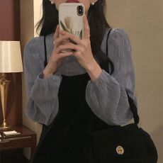 批发时尚2025新款<b class='q'>连衣裙</b>子女两件套装温柔气质洋气圆领内搭上衣吊带裙