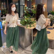 批发港风通勤蕾丝上衣纱裙套装清新刺绣蕾丝衬衫<b class='q'>欧根纱</b>半身裙子两件套