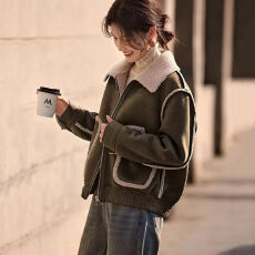 批发冬季新款<b class='q'>时尚</b>韩版显瘦百搭气质撞色鹿皮绒加厚短外套女