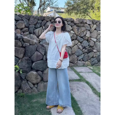 批发白色短袖蕾丝拼接衬衫女2026夏季<b class='q'>韩版</b>宽松气质花瓣袖上衣