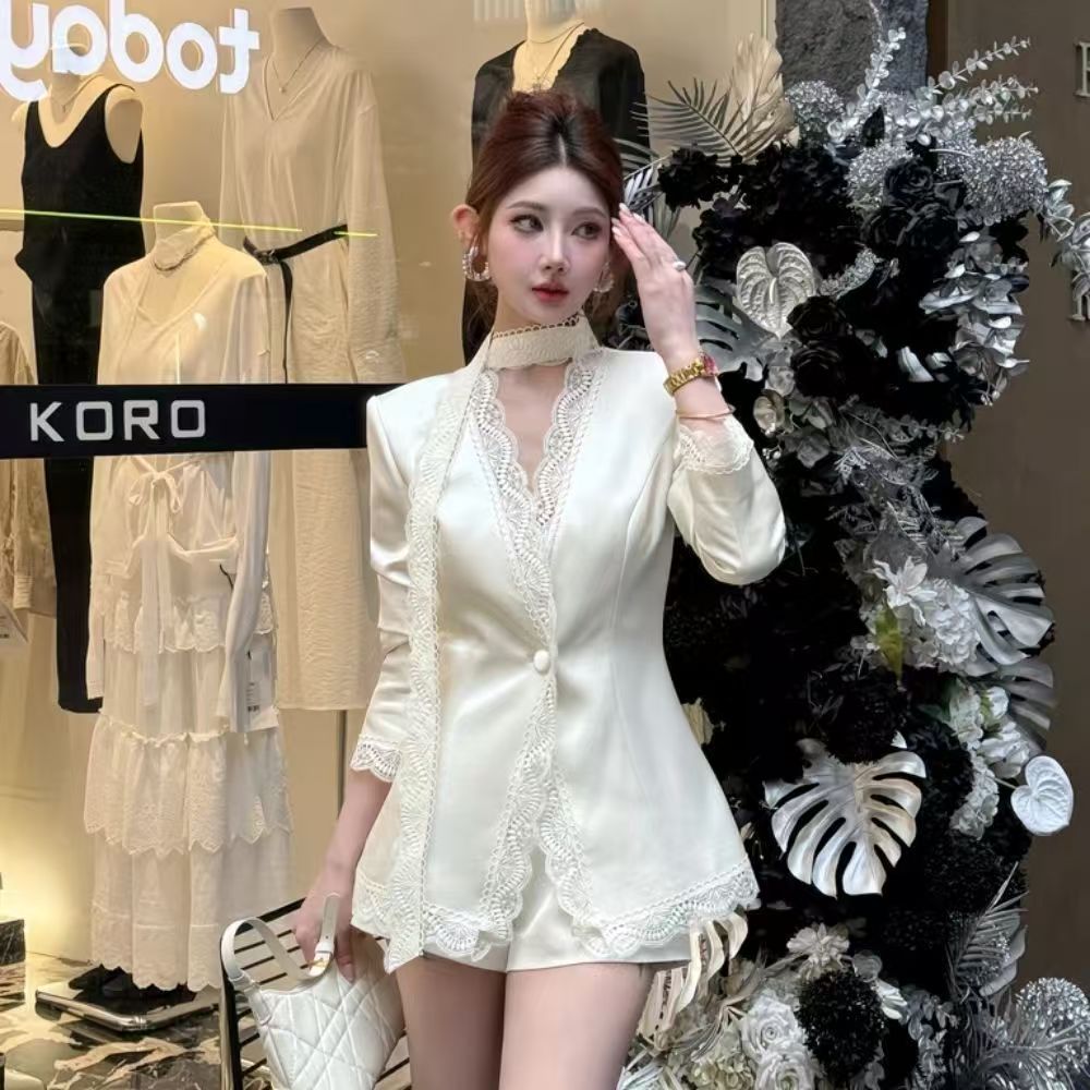 FA36992# 法式御姐风飘带蕾丝v领长袖外套短裤两件套女春季新款时尚套装ins 服裝批發女裝批發服飾貨源