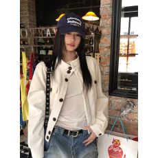 批发白色休闲百搭显瘦皮衣立领<b class='q'>春秋</b>季新款小众设计女款外套短外套