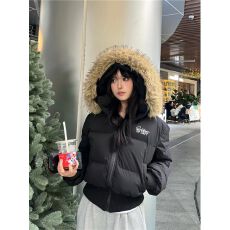 批发黑色短款连帽羽绒服女冬季新款美式加厚保暖小个子大毛领棉服外套