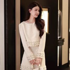 批发重工小香风法式设计千金高级早春网红爆款显气质瘦女士上衣+短裙