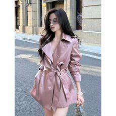 批发2025新款秋季气质英伦高级双排女装系带短款收腰粉色风衣外套