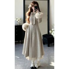 批发法式气质设计感长款收腰毛毛袖大衣女款秋冬高级感超好看毛呢外套