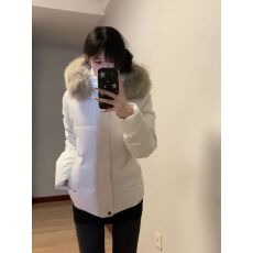 批发高级感减龄大毛领连帽棉服外套女装冬季新款小众<b class='q'>修身</b>显瘦保暖棉衣