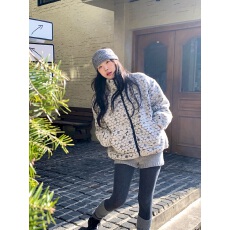 韩版 设计感白色小花摇粒绒立领保暖羊羔毛短外套女秋冬