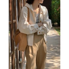 批发货chic韩风<b class='q'>秋</b>季新设计感单排扣工装风口袋连帽风衣夹克外套女