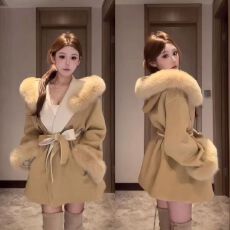 批发2025秋季新款韩系<b class='q'>时尚</b>高级感毛呢外套女纯欲风毛领外套显瘦外套