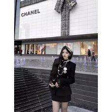 批发富家千金高级感小香风收腰外套秋冬款高腰包臀半身裙子轻奢<b class='q'>套装</b>女