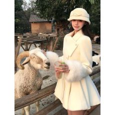 批发韩剧财阀千金穿搭轻奢高级感26<b class='q'>春</b>季新款温柔系收腰显瘦毛呢外套女