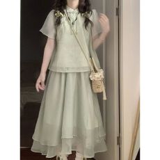 批发新中式国风套装女夏小个子淑女气质温柔风设计感上衣半身裙两件套