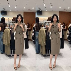 批发法式复古气质减龄双排扣短款<b class='q'>风衣</b>外套女<b class='q'>韩版</b>显瘦秋季新款立领夹克