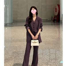 批发职业西装女春季新款高级感气质廓形西服外套+马甲微喇裤3件套