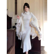 批发新中式国风旗袍裙名媛高端精致毛领<b class='q'>提花</b>包臀<b class='q'>连衣裙</b>2024秋冬高级感