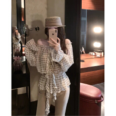 批发新款温柔复古金丝<b class='q'>波点</b>一字肩<b class='q'>衬衫</b>女抽褶系带长袖<b class='q'>雪纺</b><b class='q'>衫</b>上