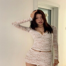 批发蕾丝上衣女chic显瘦高腰<b class='q'>包臀</b>半身<b class='q'>短裙</b>两件套