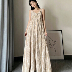 批发复古黑色丝绒印花<b class='q'>吊带</b>连衣裙女秋季新中式加<b class='q'>长款</b>a字大摆及
