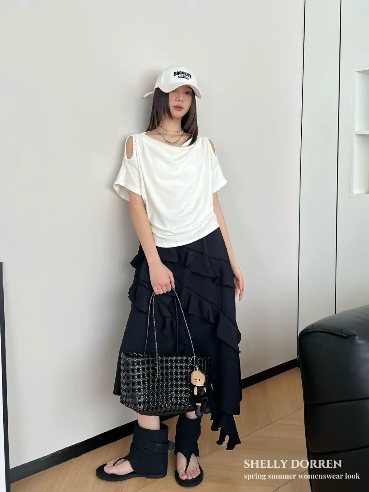 BY30433# 荡领露肩T恤女春夏季短袖韩版气质显瘦松弛感露锁骨褶皱体恤上衣 服裝批發女裝批發服飾貨源