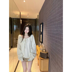 批发抽褶可露肩圆领卫衣女秋季新款宽松慵懒套头上衣