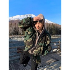 批发美式高街飞行服夹克bomber两面穿迷彩短款加厚棒球服棉衣外套男女