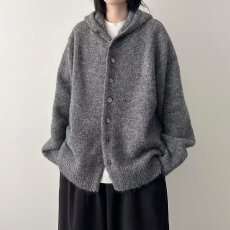 /韩国高级感灰色连帽毛衣男松弛慵懒风秋冬针织开衫外套潮