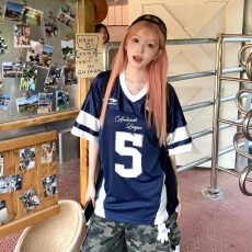 批发运动美式高街V领球衣短袖夏季<b class='q'>T</b><b class='q'>恤</b>百搭宽松网眼拼接上衣