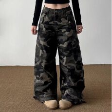 批发美式高街军绿迷彩工装<b class='q'>牛仔裤</b>女直筒宽松复古嘻哈风高腰阔腿裤