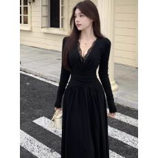 批发高级感黑色<b class='q'>蕾丝</b>V领正肩长袖<b class='q'>连衣裙</b>女2025秋季大码胖mm收腰打底裙