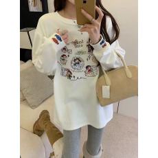 批发刺绣加厚磨毛<b class='q'>白色</b>打底衫秋冬韩版休闲减龄重工卡通<b class='q'>长袖</b><b class='q'>T</b><b class='q'>恤</b>