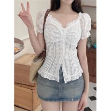 批发女装温柔风<b class='q'>甜美</b>减龄白色蕾丝衬衣上衣2026夏季新款荷叶边衬衫