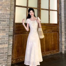 批发法式优雅气质提花连衣裙女2026夏季新款温柔风收腰显瘦茶歇裙长裙