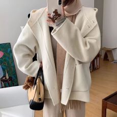 批发赫本风斗篷呢子大衣女秋冬新款连帽纯色中长款粉色可爱毛呢外套女