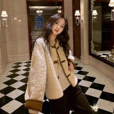 2025新款超好看两面穿麂皮绒今年流行羊羔毛绒皮毛一体外套女冬季