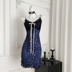 批发KARA批发丨瑞茜热辣姐姐 2025夏季纯欲风蕾丝性感显瘦修身<b class='q'>连衣裙</b>