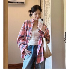 批发粉色扎染<b class='q'>格子</b>长袖衬衫外套女秋季新款设计感宽松慵懒风衬衣上衣潮