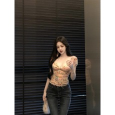 批发v领短袖T恤女夏季修身内搭甜辣妹短款打底上衣