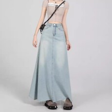 批发浅蓝色百搭复古水洗气质修身牛仔裙女胖mm高腰遮胯a字毛边牛仔裙