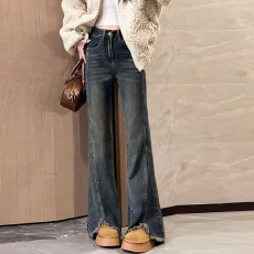 批发高腰小众水泥灰微喇牛仔<b class='q'>裤</b>女春设计感辣妹梨形显瘦显腿长微喇长<b class='q'>裤</b>