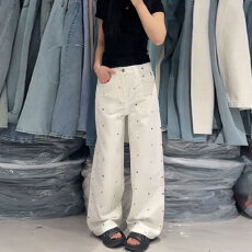 批发舒适直筒阔腿<b class='q'>牛仔裤</b>女2026年夏日款小个子高腰宽松小花刺绣<b class='q'>牛仔裤</b>