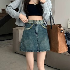 批发潮款舒适毛边拼接设计感牛仔半身裙2026<b class='q'>夏</b>季高腰时尚洋气A字短裙